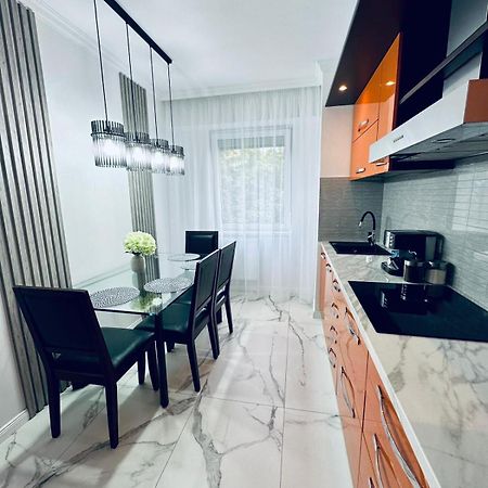 Sofiapartment Oradea Exterior photo